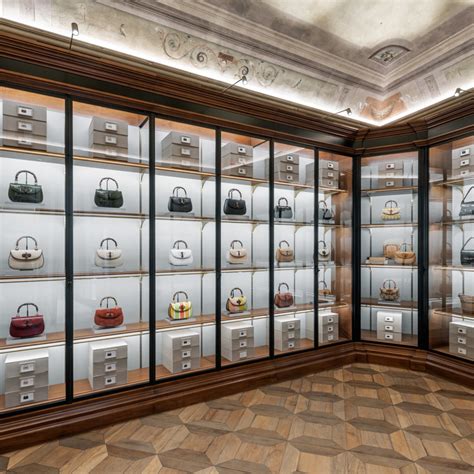 vintage gucci florence|Gucci Archives at Palazzo Settimanni.